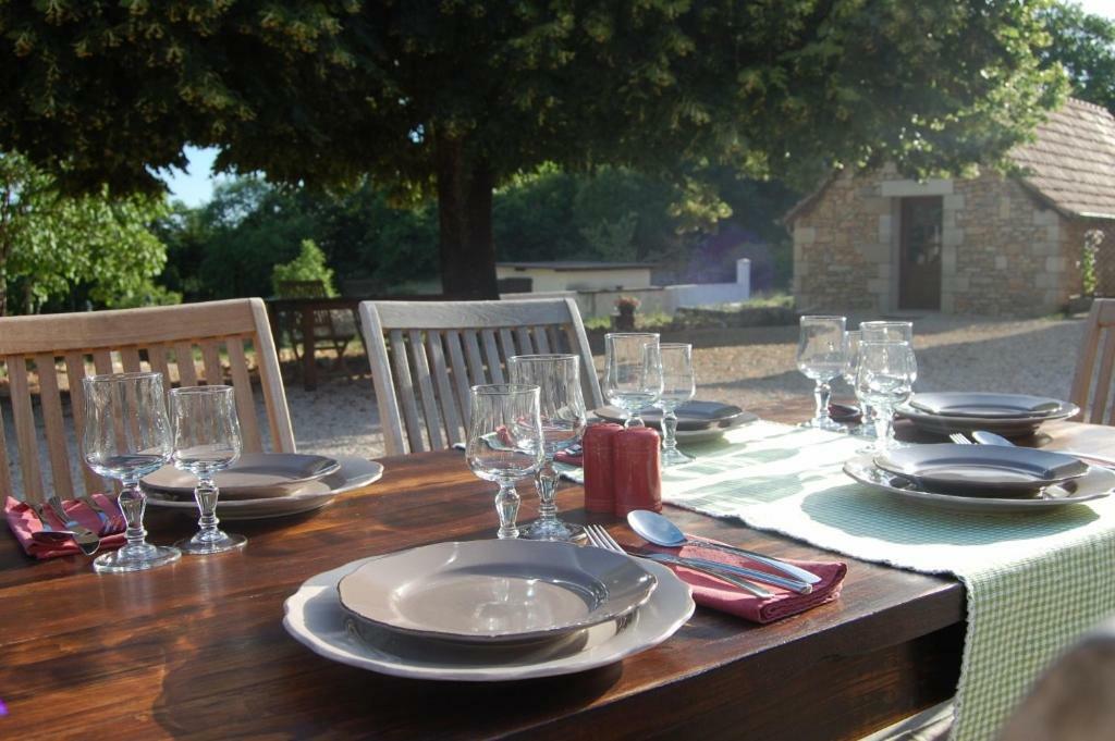 Chambres et table d'hôtes La Panacée Cuzance Exterior foto